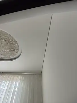 Snapshot of Innerpeace_ chatting on February 26, 2026, 5:34 pm Innerpeace online show from February 26, 2026, 5:34 pm