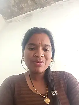 Snapshot of Cuty_prathna chatting on December 1, 2025, 5:12 am Cuty prathna online show from December 1, 2025, 5:12 am
