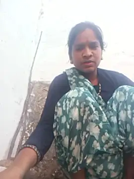 Snapshot of Cuty_prathna chatting on December 16, 2025, 2:27 am Cuty prathna online show from December 16, 2025, 2:27 am