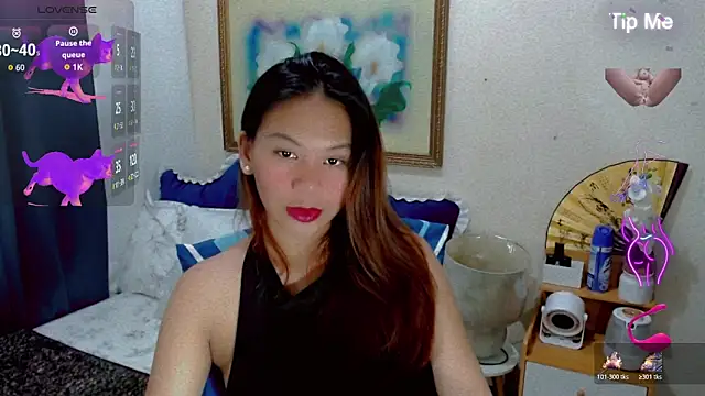 Prettypreggy online show from March 15, 2026, 12:55 pm