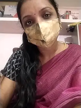 Snapshot of Tamil_Swathi chatting on December 4, 2025, 11:41 am Tamil Swathi online show from December 4, 2025, 11:41 am