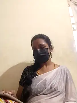 Snapshot of Tamil_Swathi chatting on January 12, 2026, 12:32 pm Tamil Swathi online show from January 12, 2026, 12:32 pm