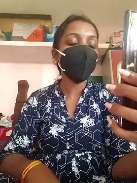 Snapshot of Tamil_Swathi chatting on January 17, 2026, 10:42 am Tamil Swathi online show from January 17, 2026, 10:42 am