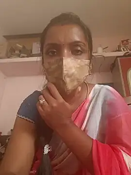 Snapshot of Tamil_Swathi chatting on February 10, 2026, 11:47 am Tamil Swathi online show from February 10, 2026, 11:47 am