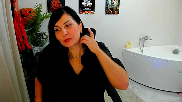 Moon Veloure1 online show from October 21, 2025, 4:02 am