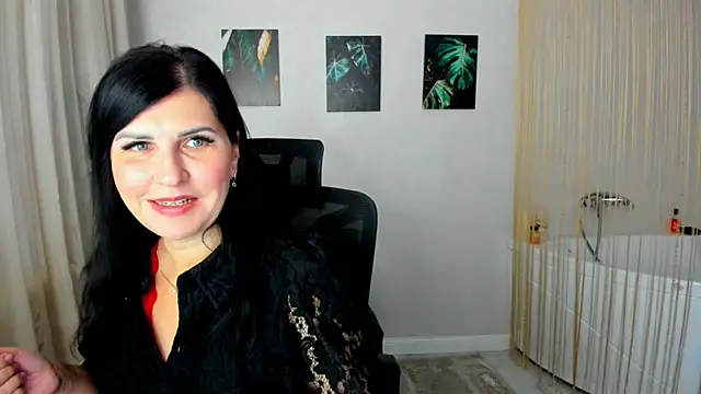 Moon Veloure1 online show from November 24, 2025, 3:50 am