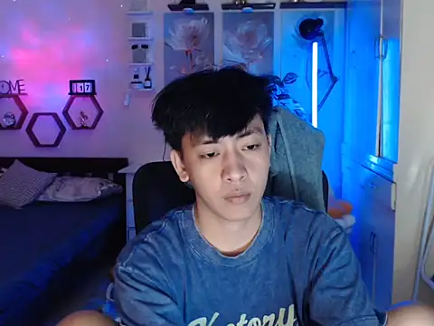 Snapshot of niel_cumshow chatting on December 17, 2025, 4:02 pm niel cumshow online show from December 17, 2025, 4:02 pm