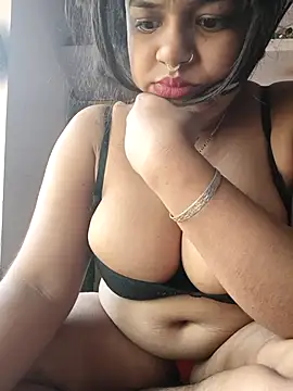 Deborbhavi222 online show from February 9, 2026, 9:13 am