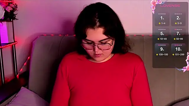 Snapshot of chatting on November 10, 2025, 5:39 am online show from November 10, 2025, 5:39 am