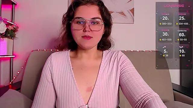 Snapshot of chatting on November 23, 2025, 3:50 am online show from November 23, 2025, 3:50 am