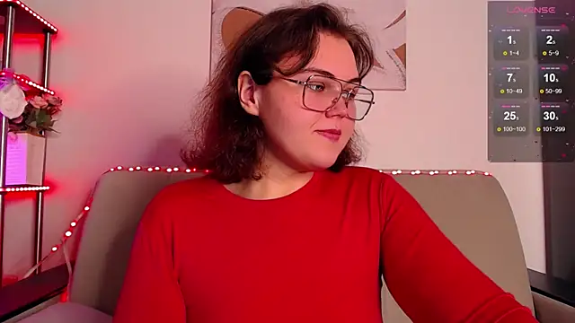 Snapshot of chatting on November 28, 2025, 4:37 am online show from November 28, 2025, 4:37 am