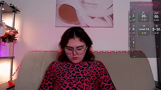 Snapshot of chatting on February 1, 2026, 4:11 am online show from February 1, 2026, 4:11 am