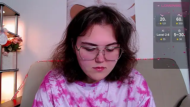 Snapshot of chatting on February 8, 2026, 5:22 am online show from February 8, 2026, 5:22 am