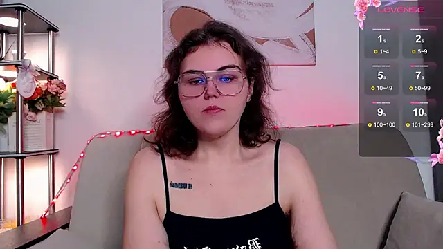 Snapshot of chatting on February 23, 2026, 4:32 am online show from February 23, 2026, 4:32 am