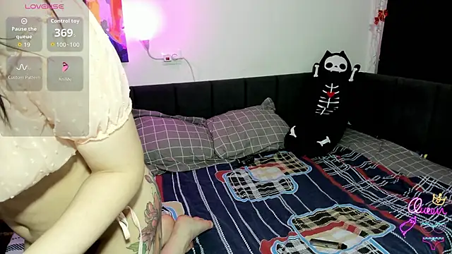 Snapshot of ChristinaFivePlus chatting on February 7, 2026, 1:59 pm ChristinaFivePlus online show from February 7, 2026, 1:59 pm