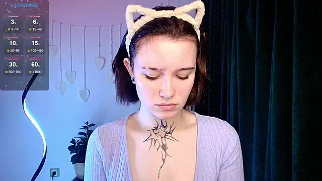 Snapshot of Elastikisss chatting on October 13, 2025, 2:33 am Elastikisss online show from October 13, 2025, 2:33 am