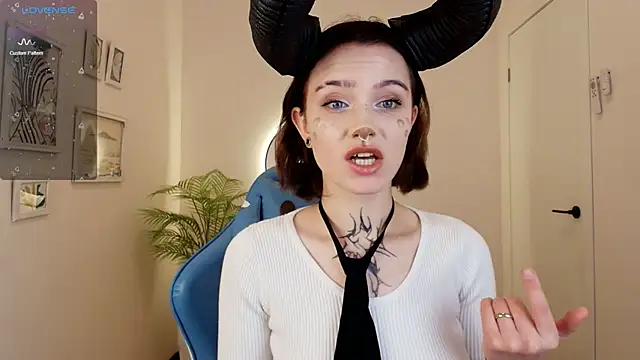 Snapshot of Elastikisss chatting on October 28, 2025, 2:26 am Elastikisss online show from October 28, 2025, 2:26 am