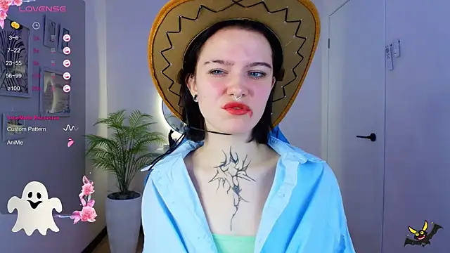 Snapshot of Elastikisss chatting on November 1, 2025, 2:35 am Elastikisss online show from November 1, 2025, 2:35 am