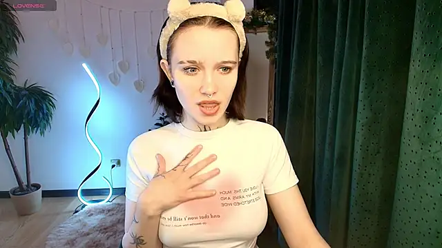 Snapshot of Elastikisss chatting on December 15, 2025, 2:27 am Elastikisss online show from December 15, 2025, 2:27 am