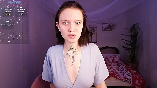 Snapshot of Elastikisss chatting on December 22, 2025, 8:33 am Elastikisss online show from December 22, 2025, 8:33 am