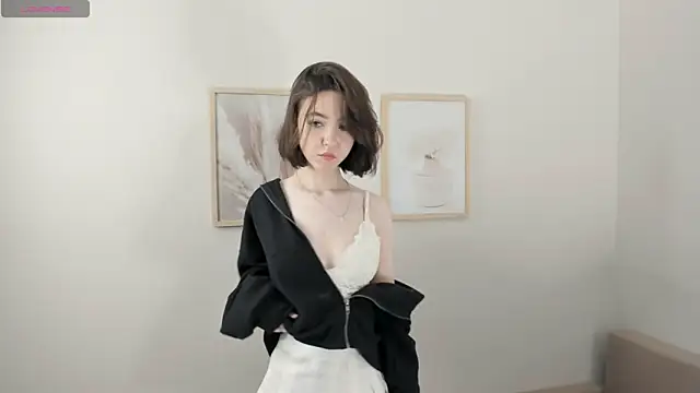 Veyaspace online show from October 4, 2025, 1:20 pm