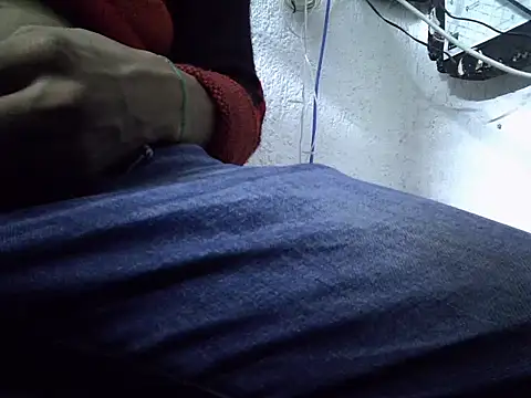 Snapshot of HungHangup chatting on September 22, 2025, 2:30 pm HungHangup online show from September 22, 2025, 2:30 pm