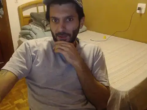 abrahamdarlyn6 online show from February 8, 2026, 5:38 pm