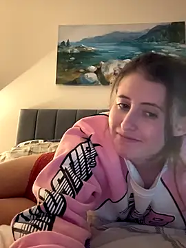 Snapshot of Ivybluexox chatting on November 9, 2025, 10:19 pm Ivybluexox online show from November 9, 2025, 10:19 pm