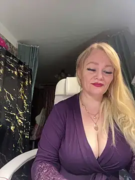 Sweet-blonde online show from March 21, 2026, 10:02 pm