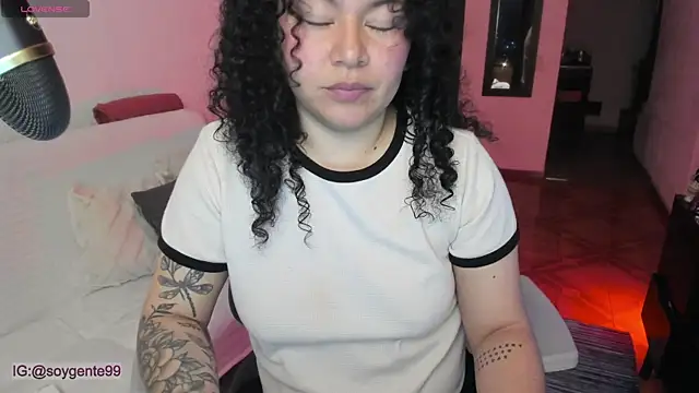 Chubby Licius online show from November 3, 2025, 11:59 pm