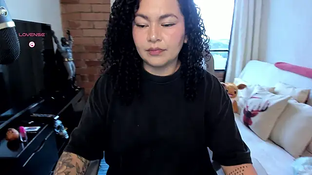 Snapshot of Chubby_Licius chatting on January 15, 2026, 10:35 pm Chubby Licius online show from January 15, 2026, 10:35 pm