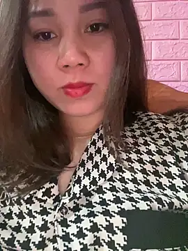 Lusi-sexy online show from February 24, 2026, 5:05 am