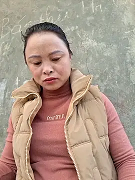 xuxulovezz online show from February 21, 2026, 2:01 am