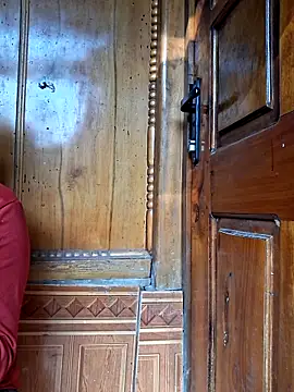 helenzz online show from October 18, 2025, 12:24 am