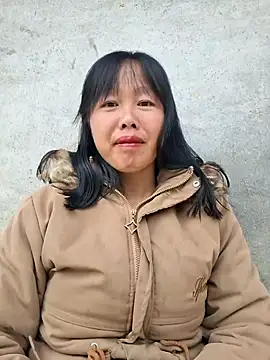 helenzz online show from December 17, 2025, 1:44 am