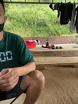 helen-my online show from November 30, 2025, 8:40 am