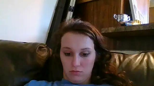 brunettebabexo3 online show from November 3, 2025, 5:03 pm