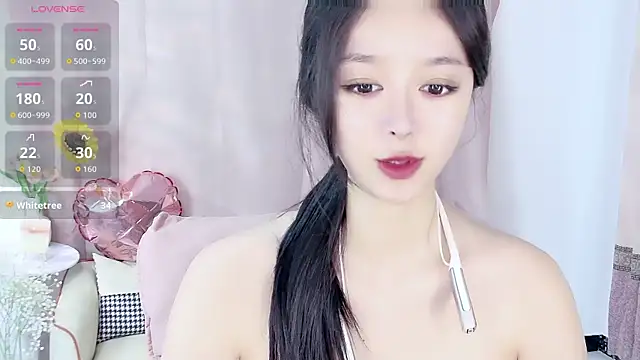 Snapshot of Nelly520 chatting on December 3, 2025, 6:10 am Nelly520 online show from December 3, 2025, 6:10 am