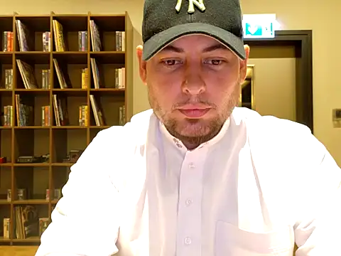 Snapshot of maximus888A chatting on September 25, 2025, 3:05 pm maximus888A online show from September 25, 2025, 3:05 pm