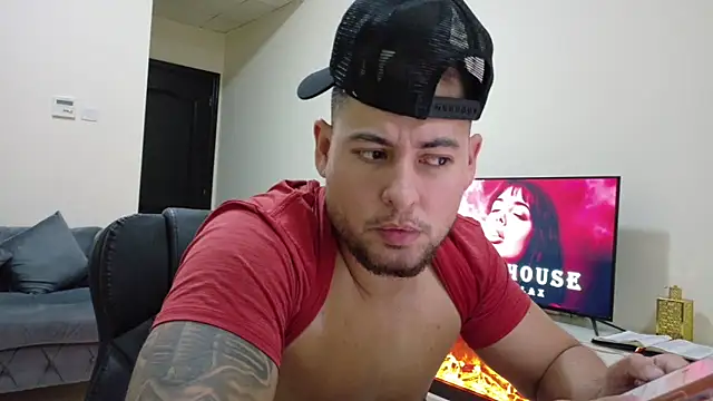Snapshot of maximus888A chatting on June 10, 2026, 8:41 pm maximus888A online show from June 10, 2026, 8:41 pm