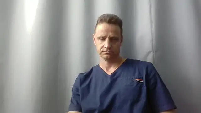 Snapshot of Freeze_Fire chatting on June 19, 2026, 7:45 am Freeze Fire online show from June 19, 2026, 7:45 am