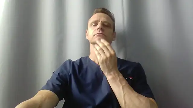 Snapshot of Freeze_Fire chatting on June 27, 2026, 6:29 am Freeze Fire online show from June 27, 2026, 6:29 am