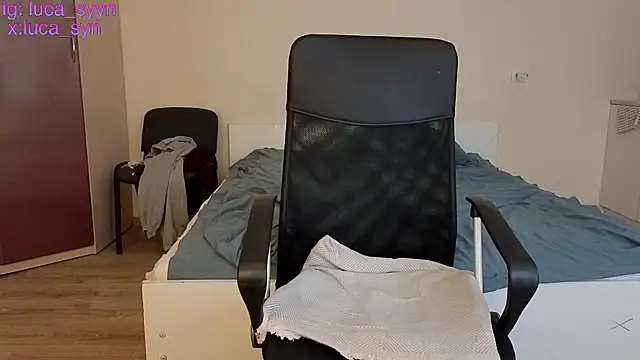 Snapshot of luca_syn chatting on February 17, 2026, 7:31 pm luca syn online show from February 17, 2026, 7:31 pm