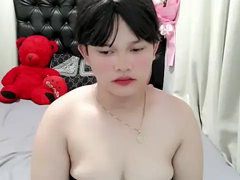 chennybbgirl online show from June 19, 2026, 2:32 pm