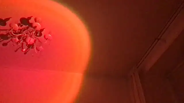 Snapshot of Marivell chatting on October 8, 2025, 6:27 pm Marivell online show from October 8, 2025, 6:27 pm