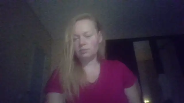 Snapshot of Faynoria chatting on October 18, 2025, 8:09 pm Faynoria online show from October 18, 2025, 8:09 pm