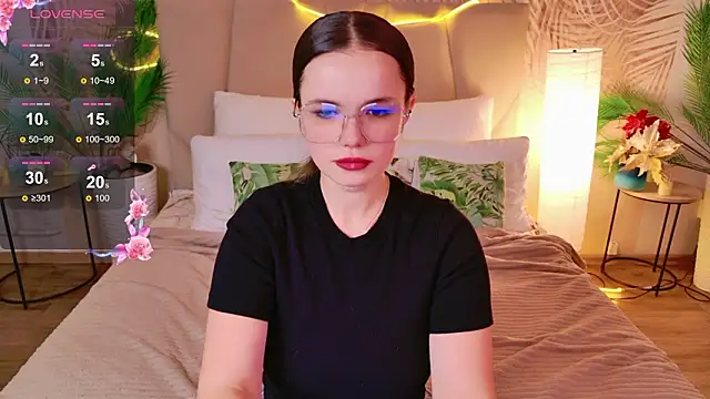 Snapshot of KellyHayden chatting on February 2, 2026, 5:22 pm KellyHayden online show from February 2, 2026, 5:22 pm