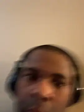 Snapshot of Srevwn chatting on January 14, 2026, 5:51 pm Srevwn online show from January 14, 2026, 5:51 pm