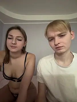 LinChka5789 online show from December 18, 2025, 11:55 pm