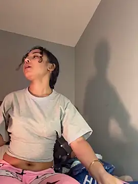 OliviaAshhh online show from December 4, 2025, 11:35 pm